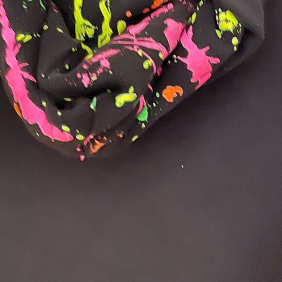 Popular Sport Black Graffiti New York City Paint Splash Hoodie Sweatshirt Small - Picture 6 of 9